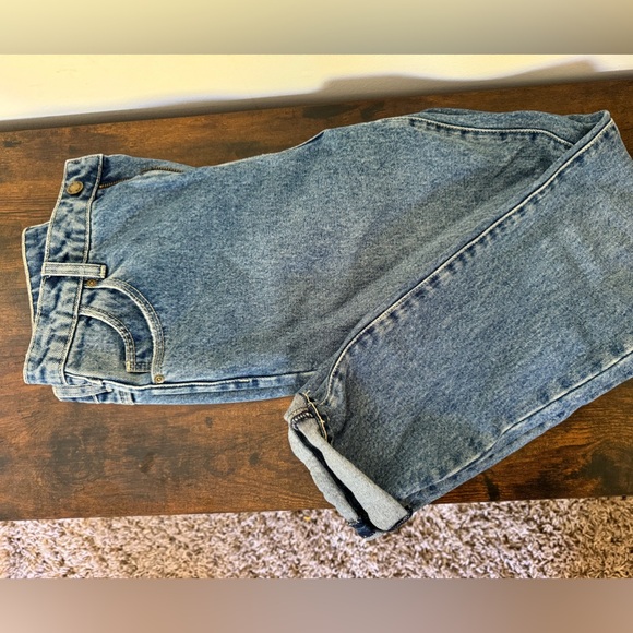 ROLLA’S jeans - Picture 2 of 3